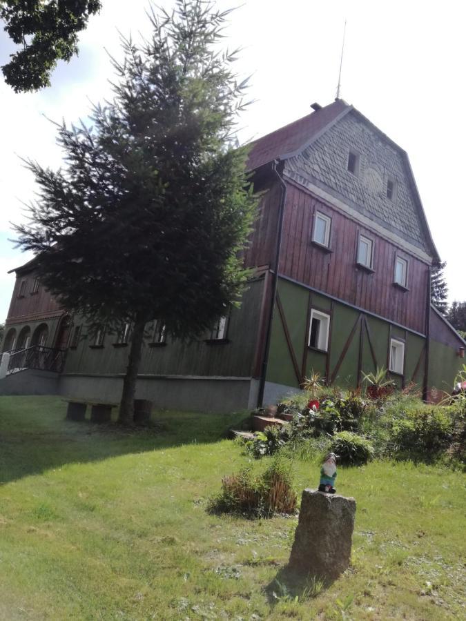 Bungalow Hugo Oppach Buitenkant foto