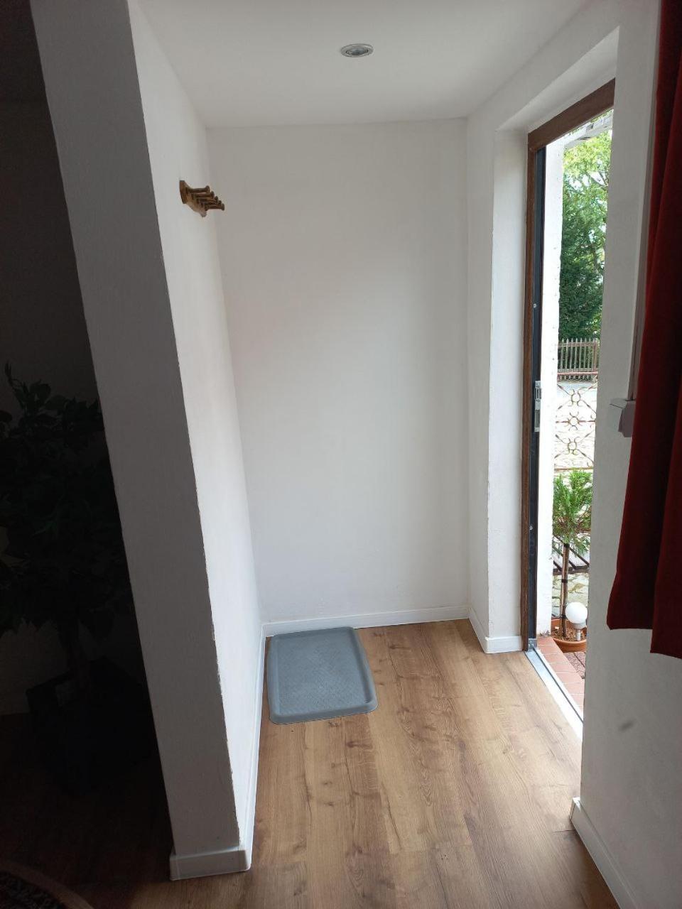 Bungalow Hugo Oppach Buitenkant foto