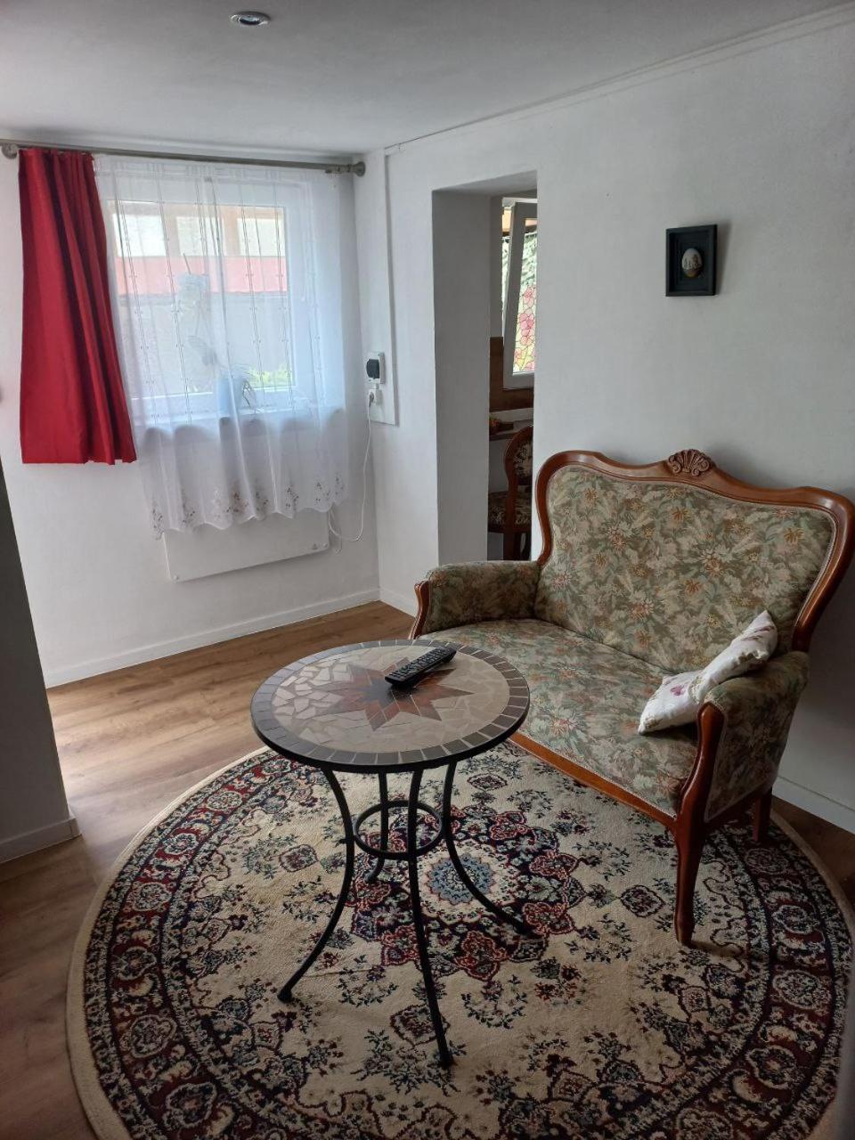 Bungalow Hugo Oppach Buitenkant foto